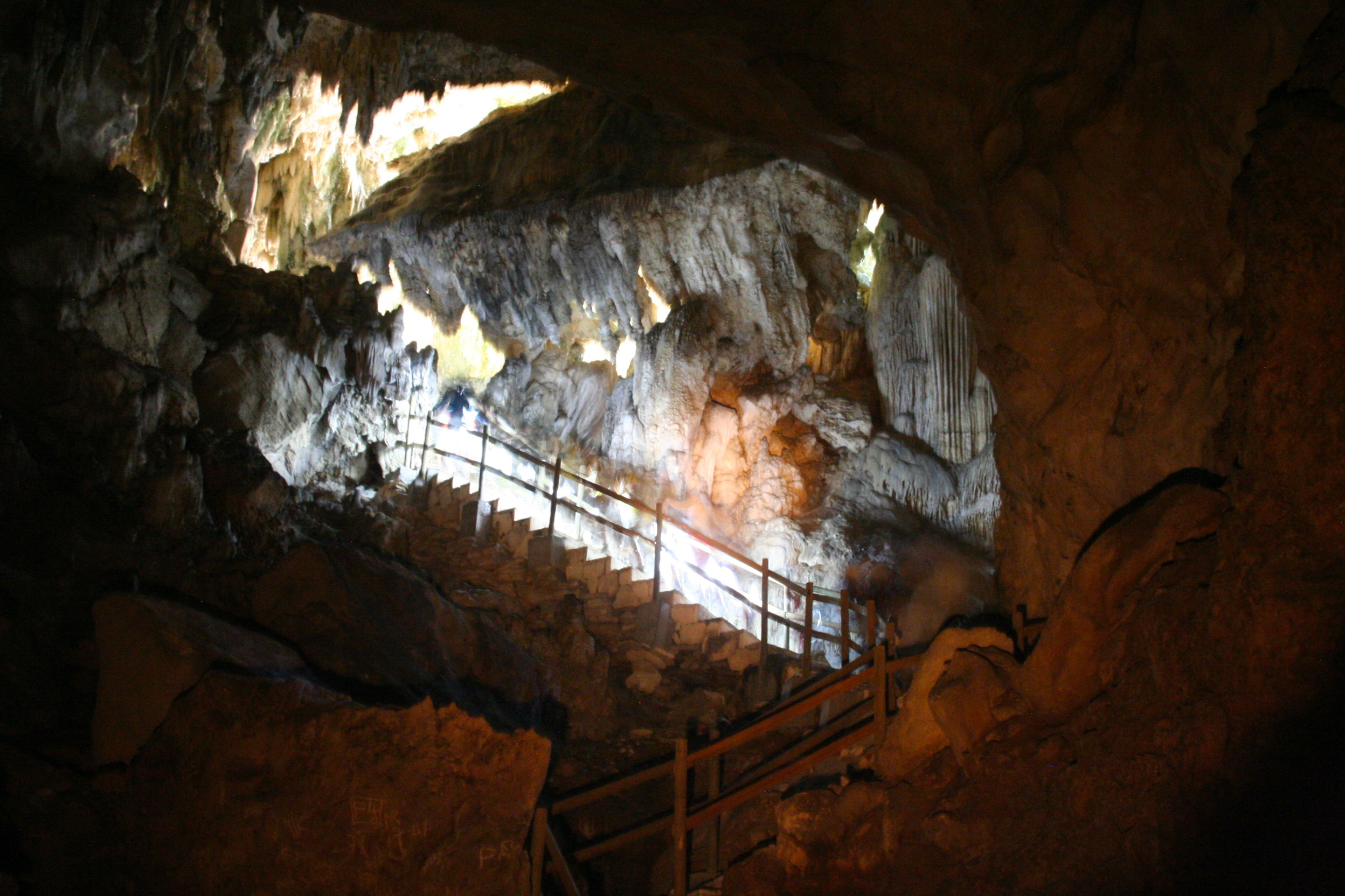 Combien De Photos Et Images De Cavernes Y A-T-Il – FUBJV