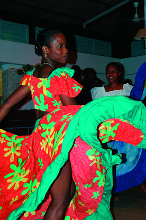 femme spectacle de Séga à Rodrigues